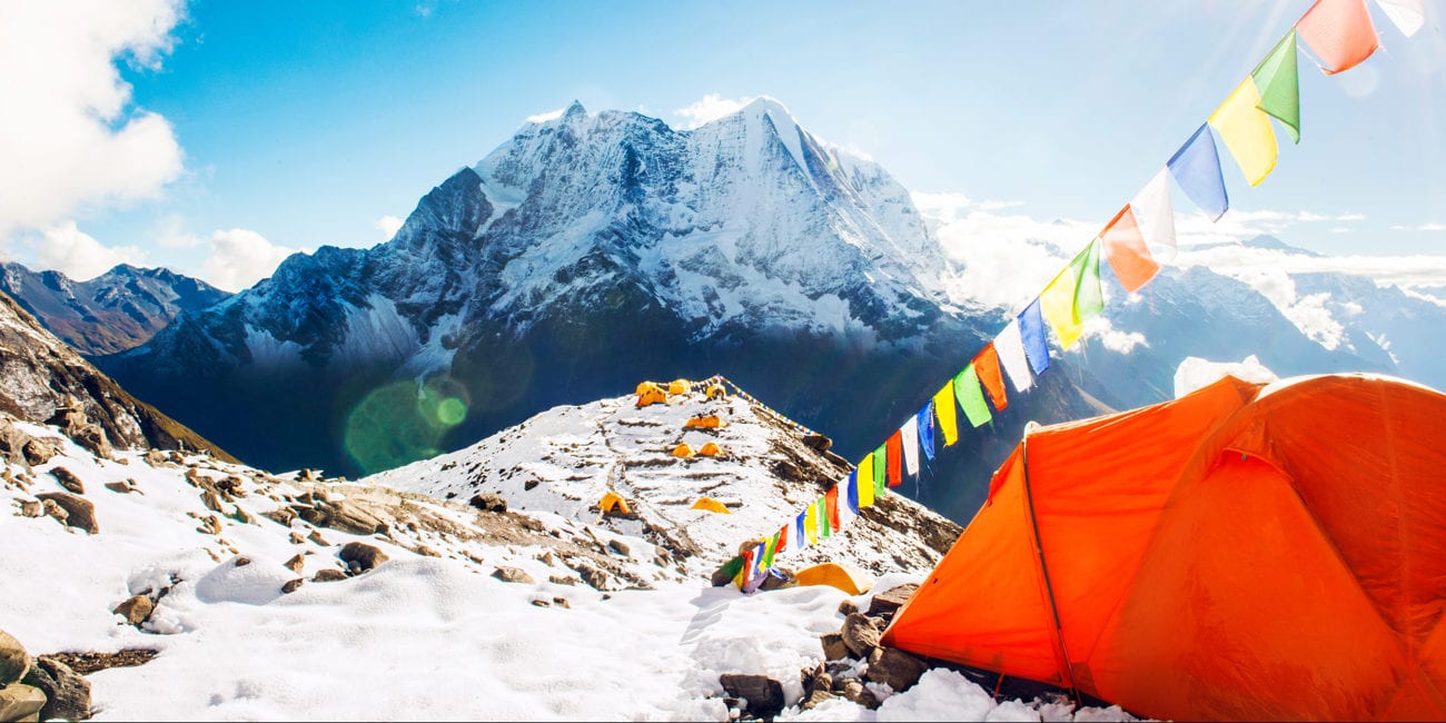 Dit is wat het KOST om MOUNT EVEREST te beklimmen TravelClown.nl Dit is wat het KOST om MOUNT EVEREST te beklimmen TravelClown.nl